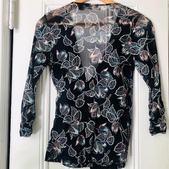 Sheer blouse - Picture 2 of 3